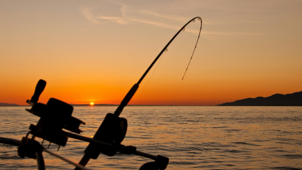 5 Ways To Pass The Time While Fishing
