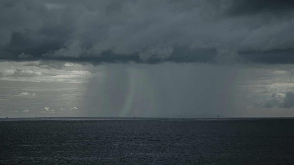The 5 Coolest Things About Water Spouts, The Ocean's Tornado