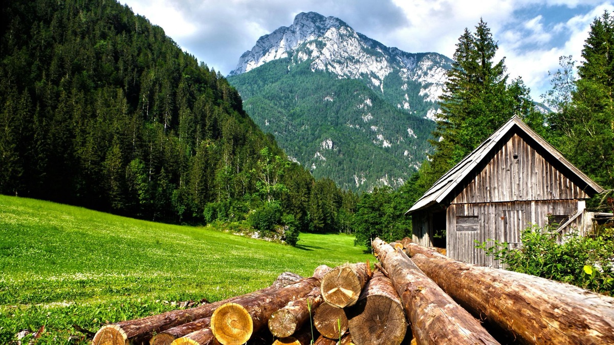 The 5 Most Majestic Mountain Ranges On Earth