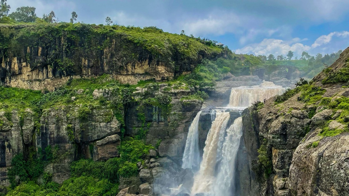 The 5 Most Majestic Mountain Ranges On Earth